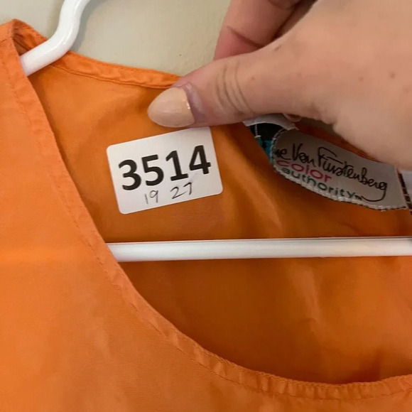 Diane Von Furstenberg Womens Orange Blouse XS Sleeveless Silk Tank Summer Casual - Picture 9 of 9